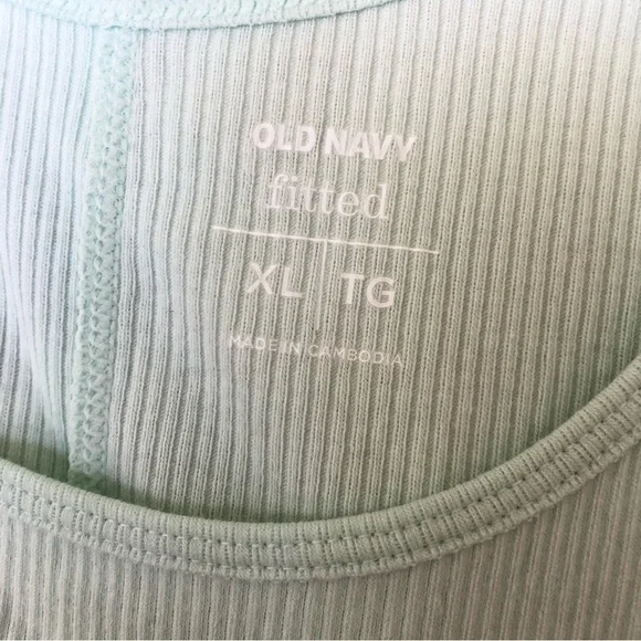 Old Navy Fitted Tank Top - Picture 2 of 5